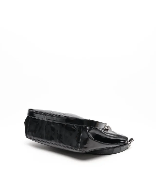 Chanel CC Patent Chain Shoulder Bag in Patent leather from A Retro Tale, photo 4 of 16