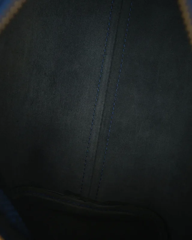 Louis Vuitton Epi Speedy 25 Bag in Leather from A Retro Tale, photo 6 of 8