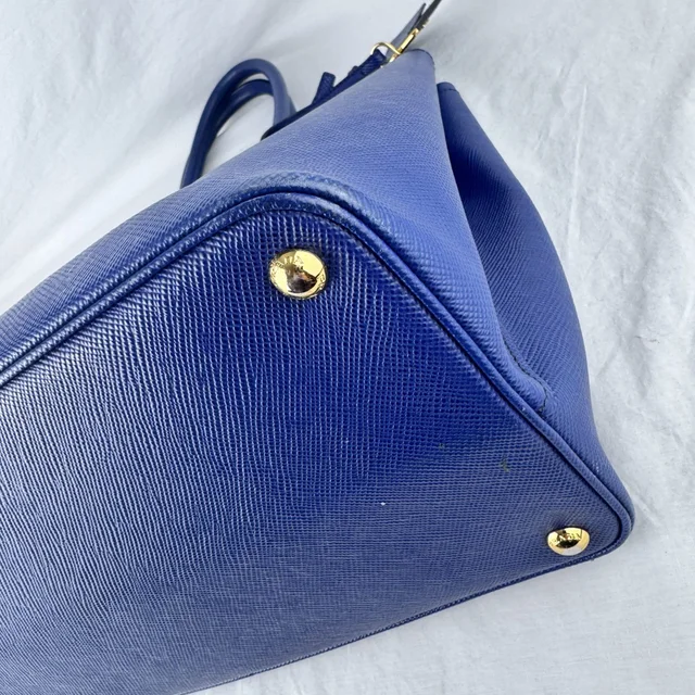 Prada Saffiano Cuir Double Medium Tote Bag in Metal, Saffiano, Saffiano Leather from Reowned, photo 7 of 11