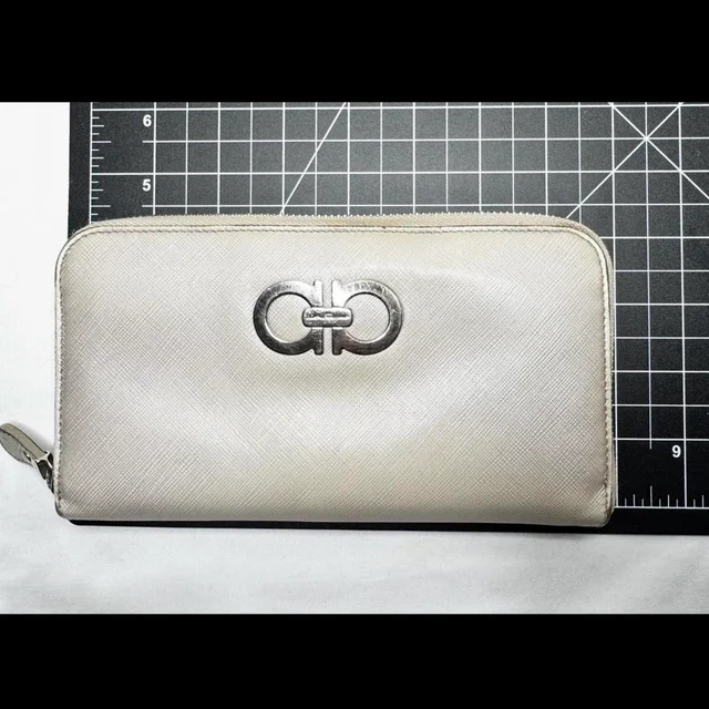 Ferragamo Women's Wallets - Silver in silver|gray Leather from Depop, photo 1 of 1