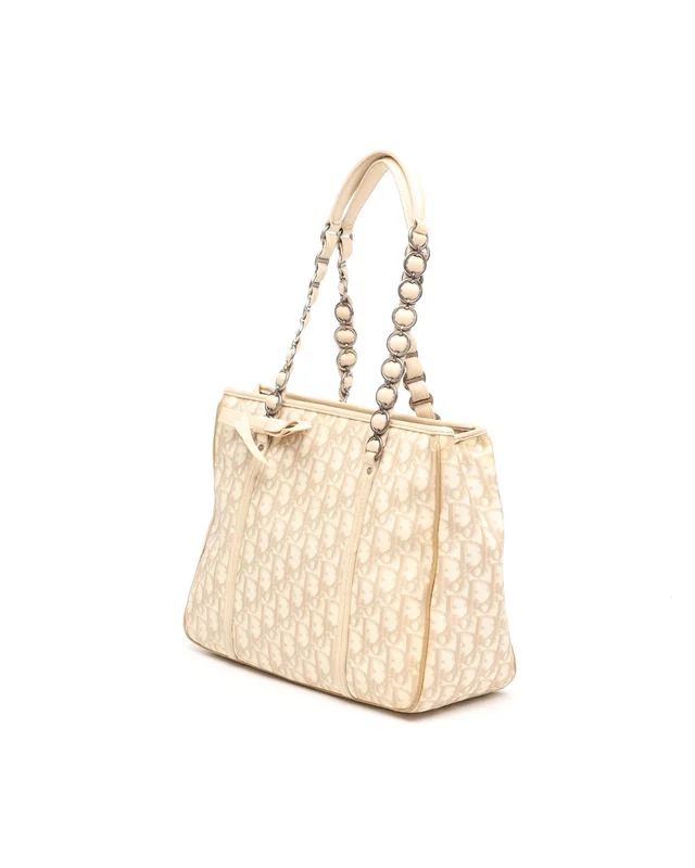 Dior Trotter Romantique Bag in Canvas from A Retro Tale, photo 2 of 9