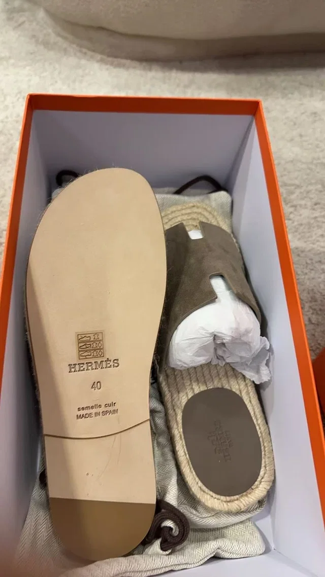 Hermès Chypre sandal Grey Slipper 40 in Grey from Luxury Promise