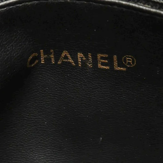 Chanel CC Timeless Tote Bag in Leather from A Retro Tale, photo 6 of 10