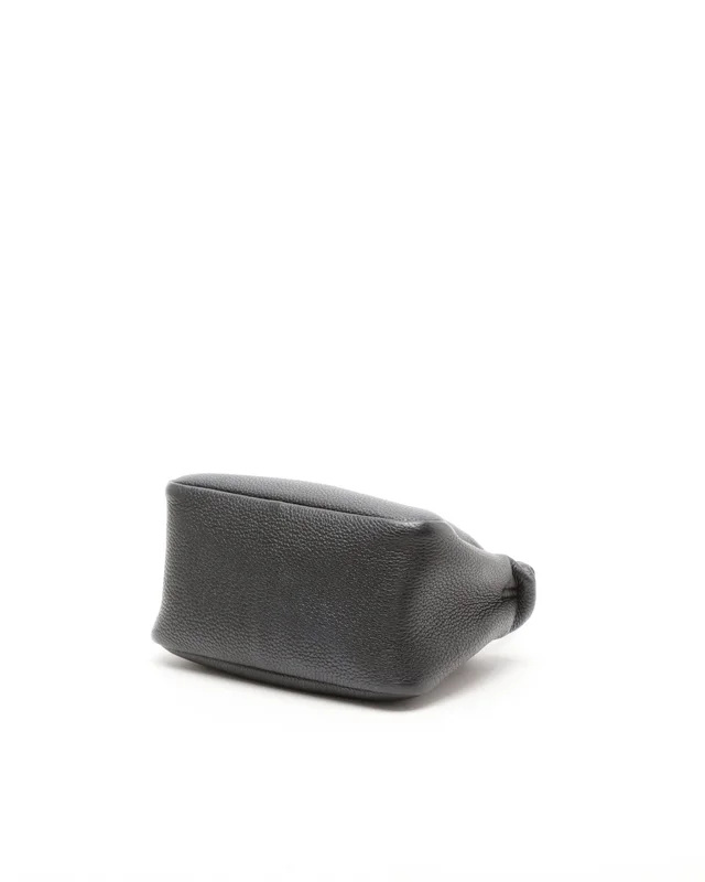 Prada Medium Vitello Daino Soft Zippered Bag in Leather from A Retro Tale, photo 4 of 9