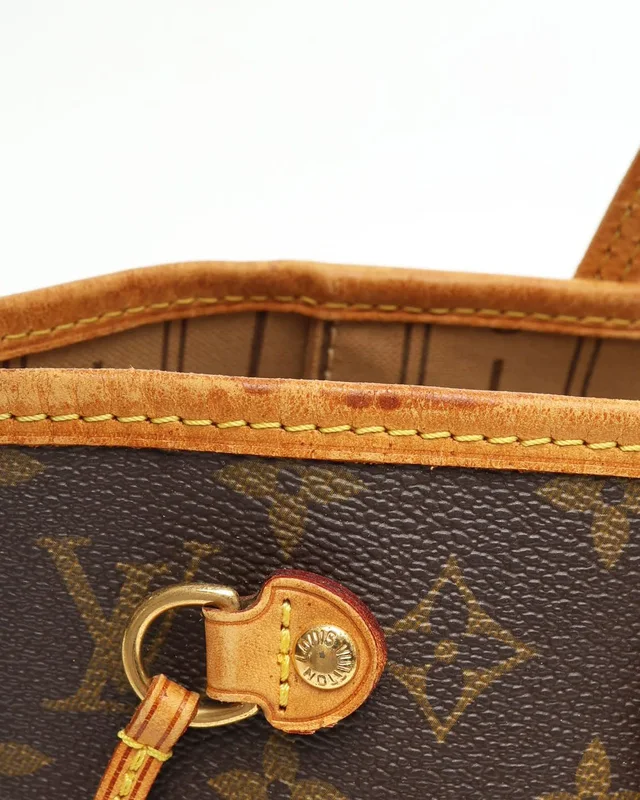 Louis Vuitton Monogram Neverfull PM Tote Bag in Coated canvas from A Retro Tale, photo 6 of 12