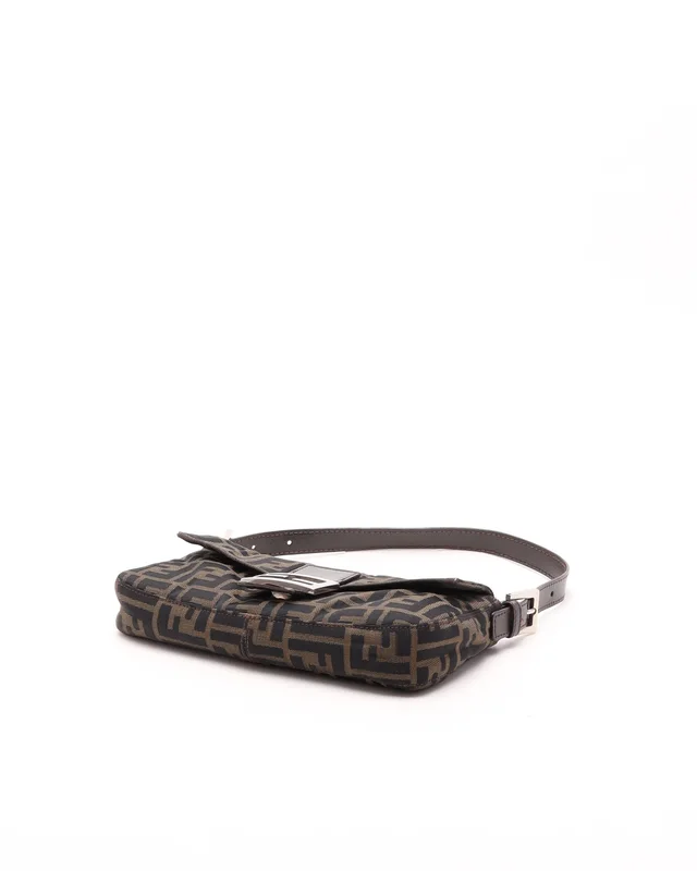 Fendi Zucca Baguette Bag in Canvas from A Retro Tale, photo 4 of 7