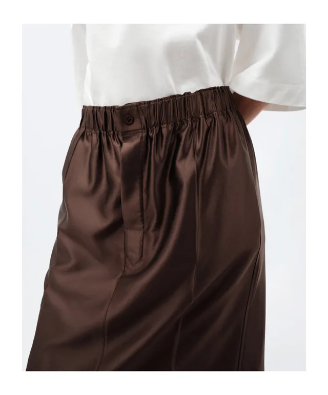 Carven Pull-on skirt in slip satin, photo 4 of 4 from SENSER