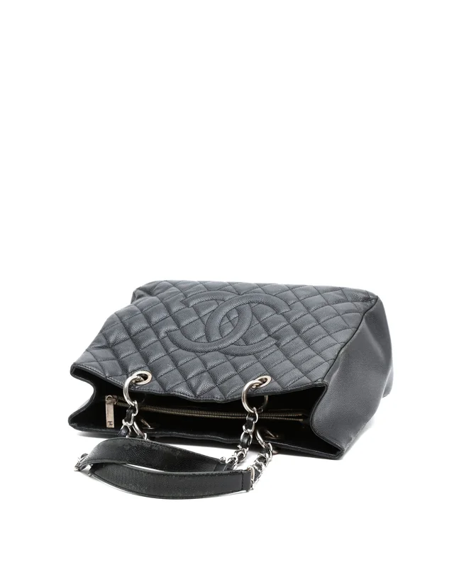 Chanel Caviar GST Grand Shopping Tote Bag in Caviar leather from A Retro Tale, photo 3 of 14