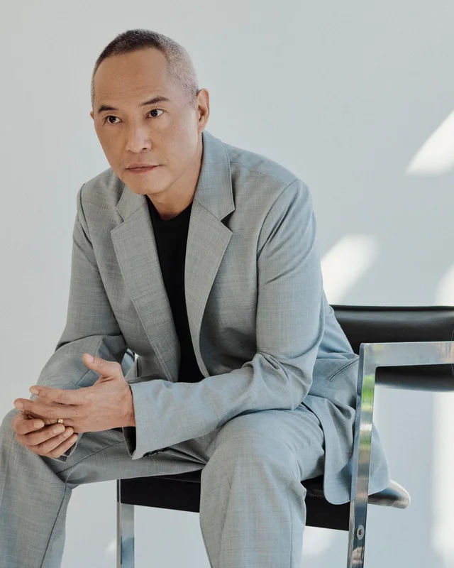 Theory Clinton Blazer in Motion Wool in VAPOR MELANGE 54% Virgin Wool, 25% Recycled Polyester, 20% Polyester, 1% Spandex, photo 6 of 14 from Theory