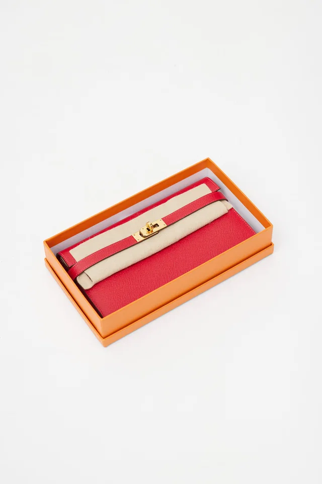 Hermès 2016 Rouge Casaque Epsom & Gold Kelly Wallet in Red Epsom leather from VSP Consignment
