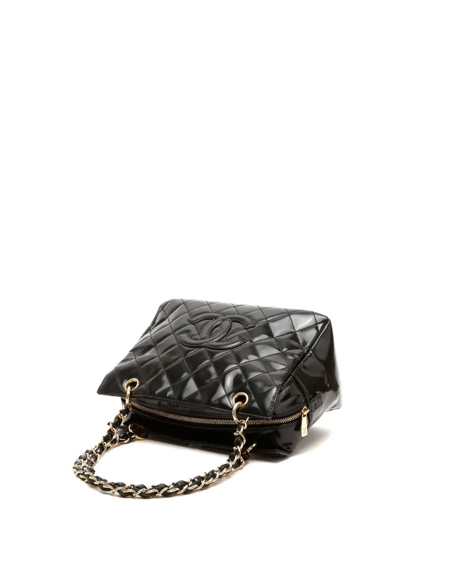 Chanel CC Patent Chain Bag in Patent leather from A Retro Tale, photo 4 of 8