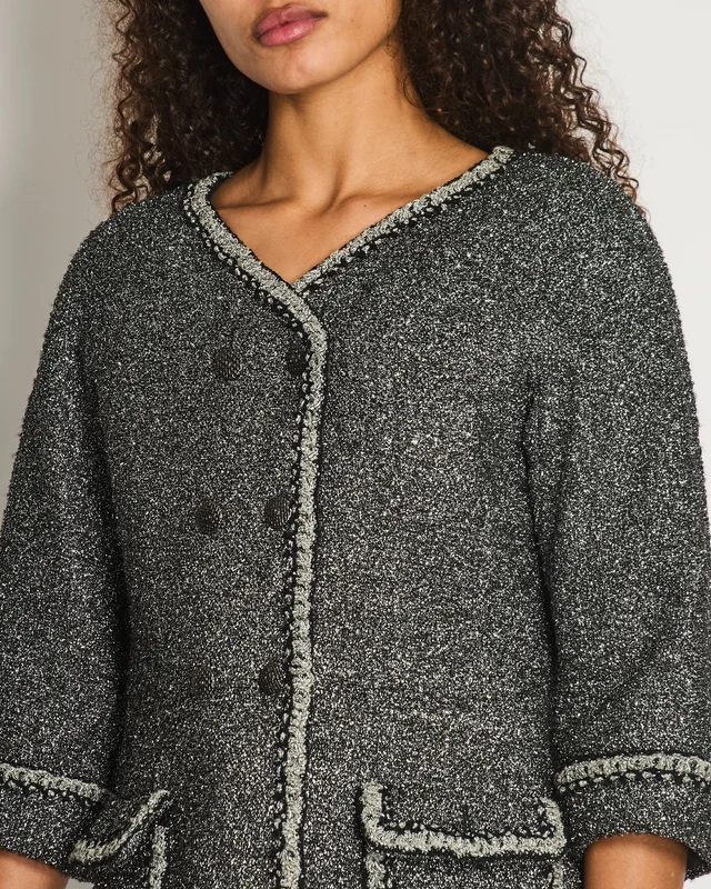 HOT* Chanel 14/P La Petite Veste Noire Tweed Charcoal Grey Jacket with Silver Detail Size FR… in Grey Tweed from Sellier, photo 3 of 12