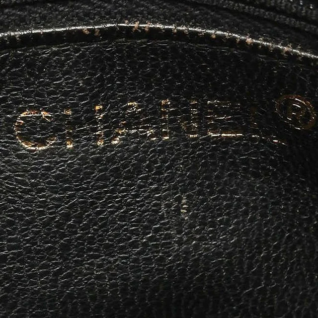 Chanel CC Camera Bag in Leather from A Retro Tale, photo 9 of 11