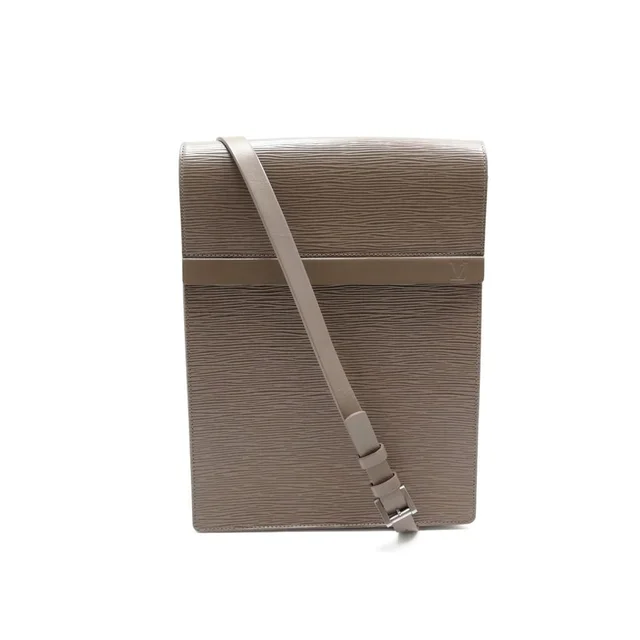 Louis Vuitton Pepper Epi Leather Lavender Bandouliere Ramatuelle in Leather from Bagriculture