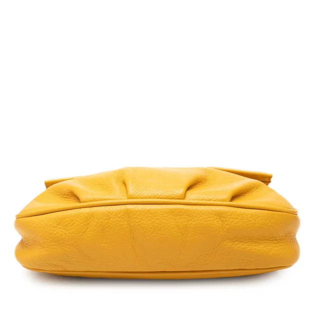 Yellow Fendi Leather Fendista Pochette Crossbody in Yellow Leather from Designer Revival, photo 3 of 3