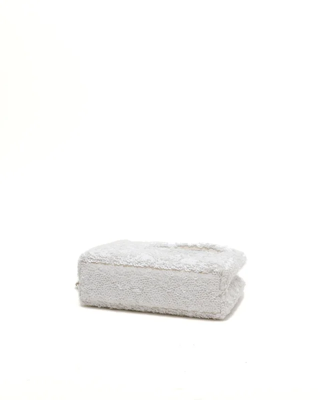Chanel Cruise 2026 Mini Sequin Kelly Shopper Bag in Leather from A Retro Tale, photo 5 of 12
