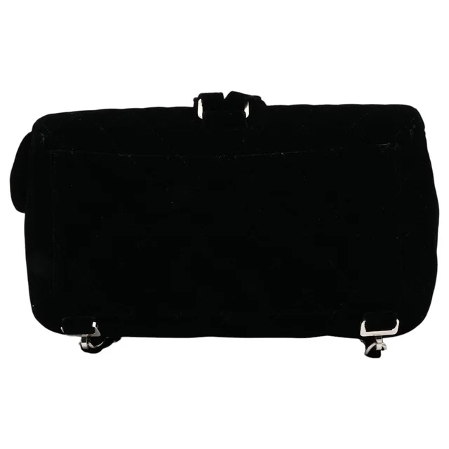 Chanel 1997 vintage velvet matelassé stitch CC turn-lock backpack, black in Black Velvet from VINTAGE QOO TOKYO, photo 2 of 2
