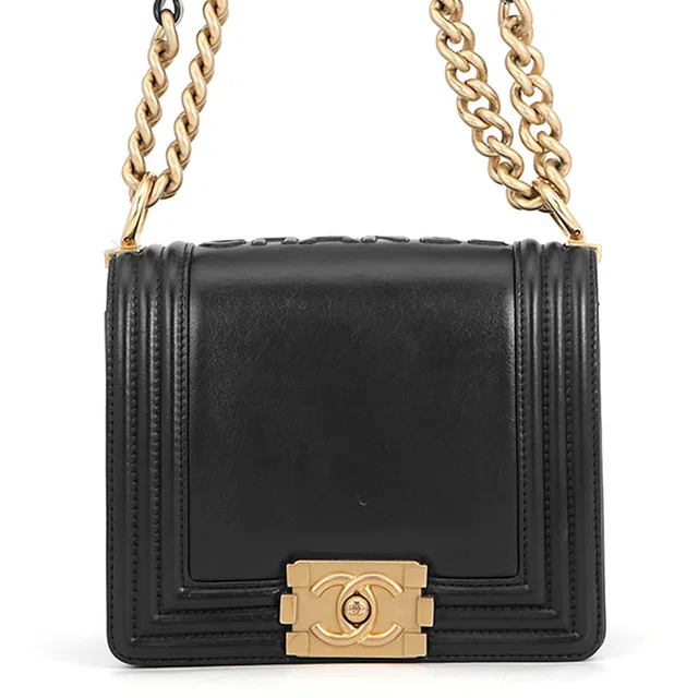 Boy Chanel Chain Shoulder Bag BlackAS3018 Leather in Leather from GALLERY RARE