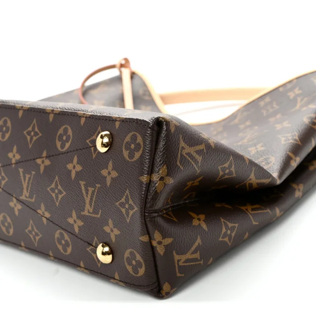 Louis Vuitton Monogram Again in Canvas from FASHIONPHILE, photo 9 of 10