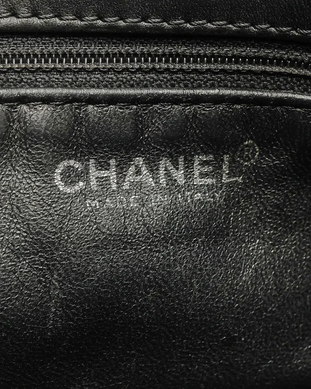 Chanel Chocolate Bar Tote Bag in Brown Leather from A Retro Tale, photo 8 of 10