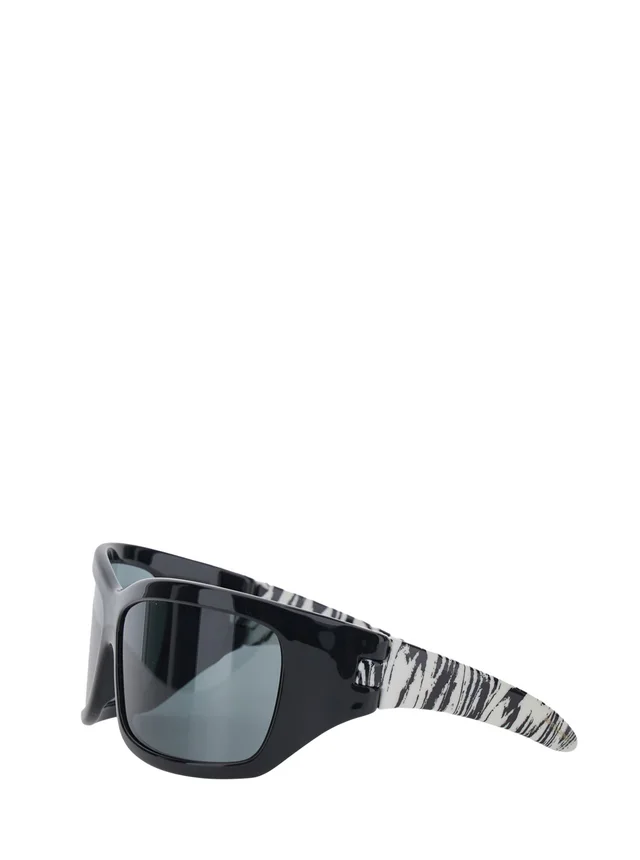Bottega Veneta Full frame sunglasses, photo 2 of 3 from SENSER