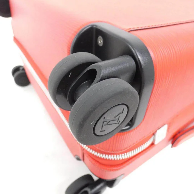 Louis Vuitton Horizon Epi Suitcase in Red Calfskin from LuxUness, photo 3 of 8