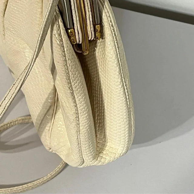 Judith Leiber Women's Bag - Cream in White from Depop, photo 7 of 9