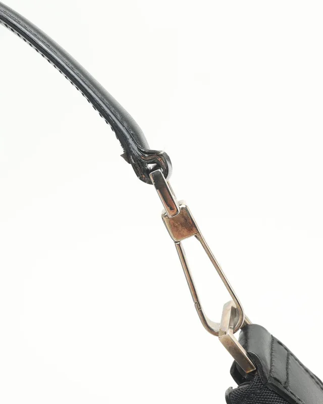 Gucci GG Shoulder Bag in Nylon from A Retro Tale, photo 6 of 9