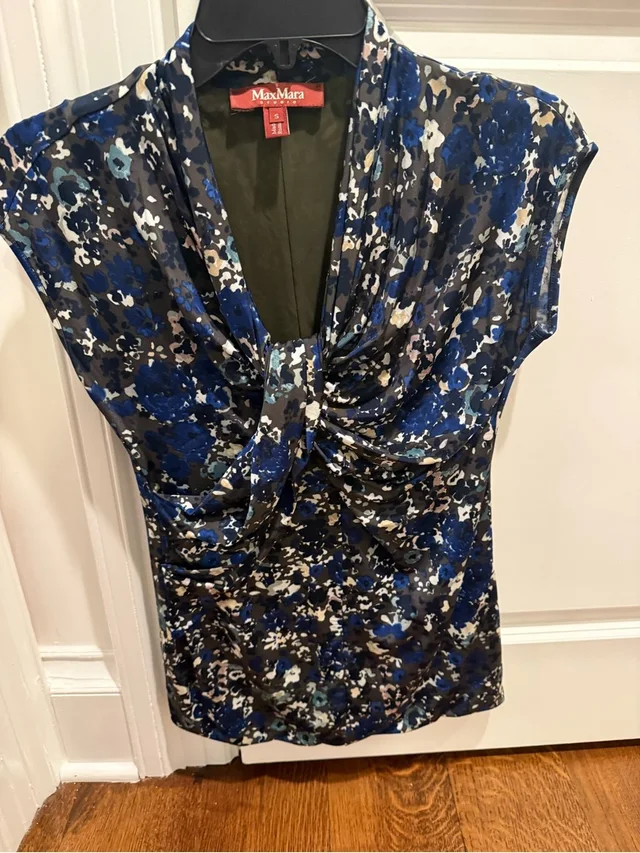 Max Mara And Black Floral Twist-Front Cap Sleeve Top in blue from Poshmark