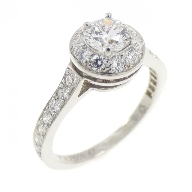 Van Cleef & Arpels Icone Ring from The Reluxe