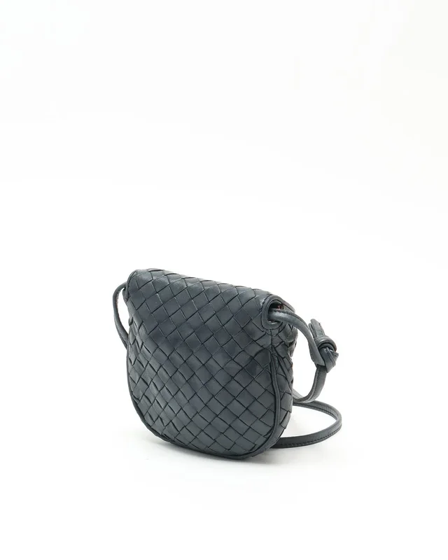 Bottega Veneta 1980s Mini Intrecciato Bag in Woven leather from A Retro Tale, photo 3 of 7