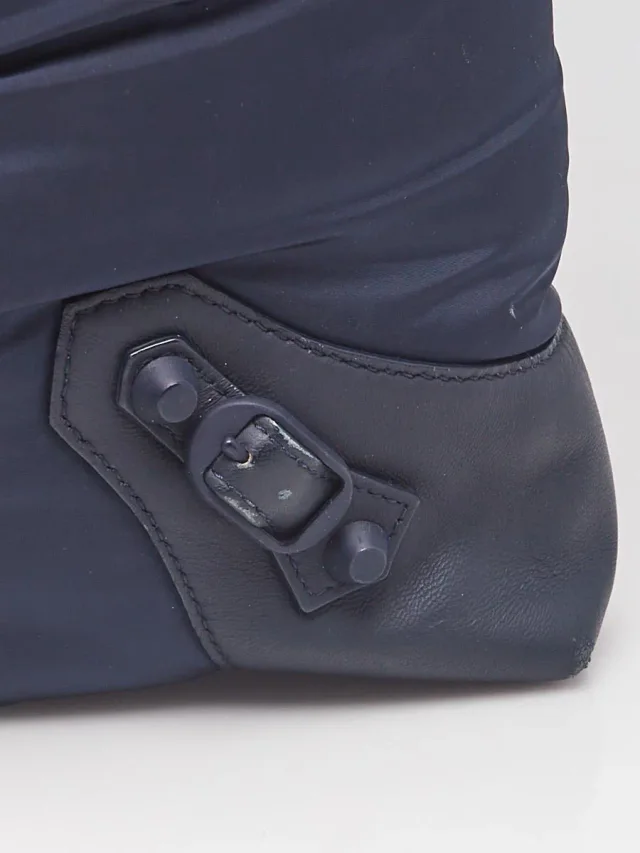 Balenciaga Navy Blue Nylon/Leather Classic Traveller Backpack Bag in Navy Nylon from Yoogis, photo 6 of 11