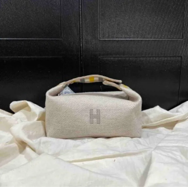 Hermès lunchbox bag, alluring from Luxury Promise, photo 1 of 1