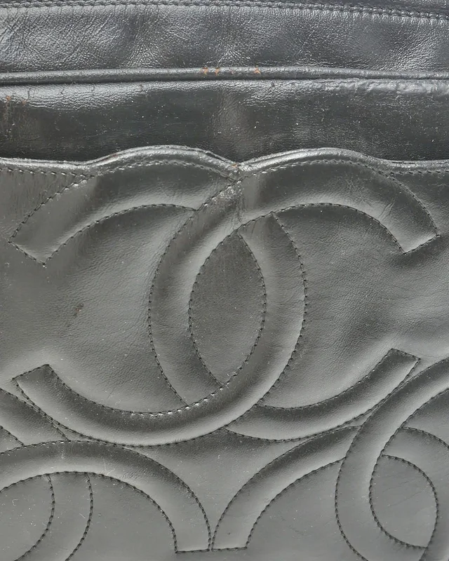 Chanel Triple CC Tassel Camera Bag in Leather from A Retro Tale, photo 6 of 15