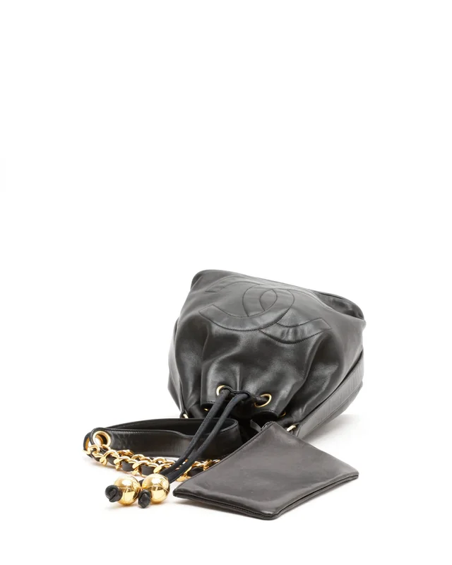 Chanel CC Chain Bucket Bag in Leather from A Retro Tale, photo 4 of 11