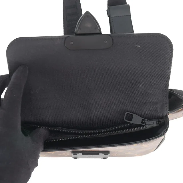 Louis Vuitton SPadlock Sling Bag NoirM45807 Monogram Macassar Canvas in Canvas from GALLERY RARE, photo 7 of 18