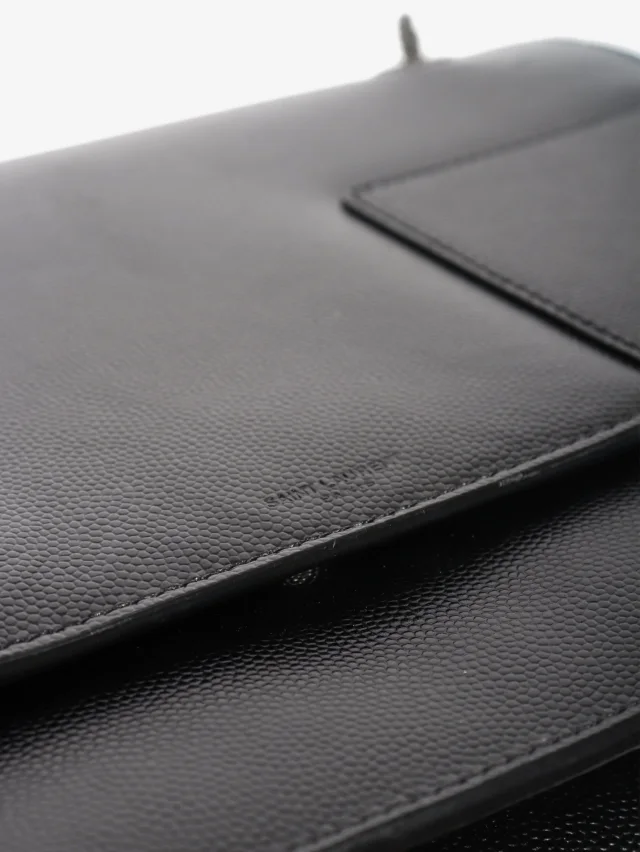 Saint Laurent Black Betty leather shoulder bag in Black Leather from Sign of the Times, photo 6 of 8