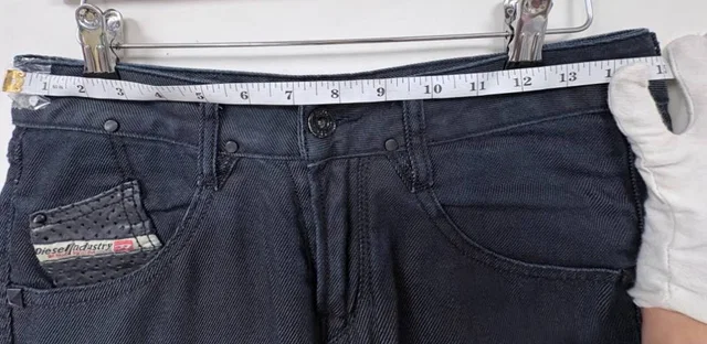 Diesel Clush straight leg jeans Dark Blue Size: 26 in Blue Denim from Oxfam Online Shop