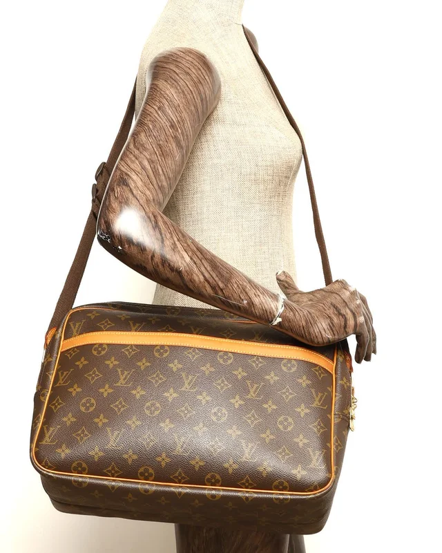 Louis Vuitton Monogram Reporter GM Bag in Coated canvas from A Retro Tale, photo 11 of 11