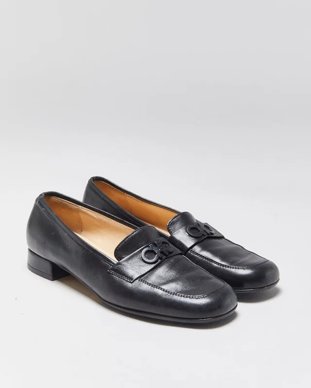 Ferragamo Women's Black Leather Gancini Horesbit Heeled Loafers - UK3 in Black Leather from Rokit Vintage