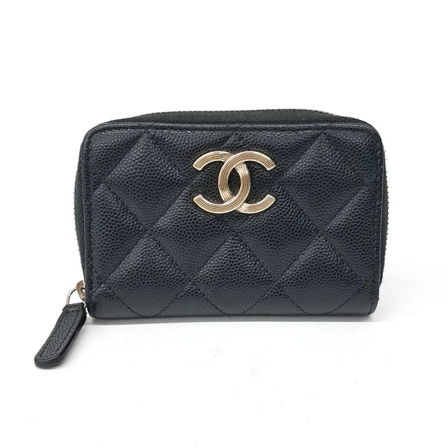 Chanel Caviar Card Wallet from GUGUS