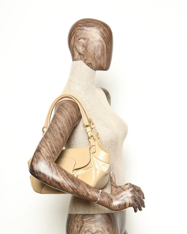 Prada & Leather Vitello Shoulder Bag in Nylon from A Retro Tale, photo 8 of 8