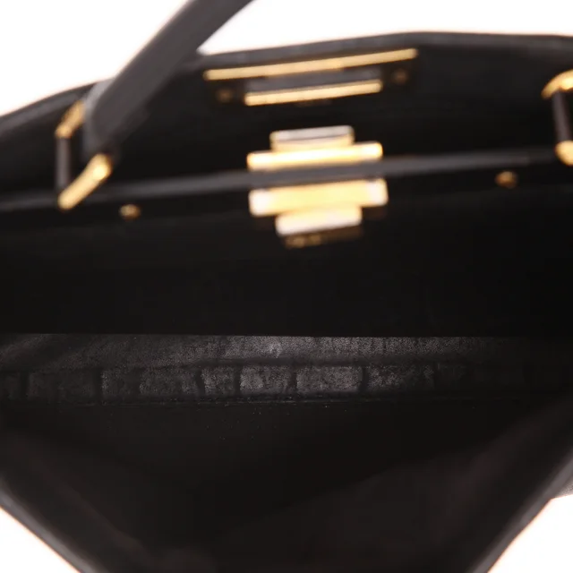 Fendi Peekaboo handbag in Black Leather from Collector Square, photo 4 of 5