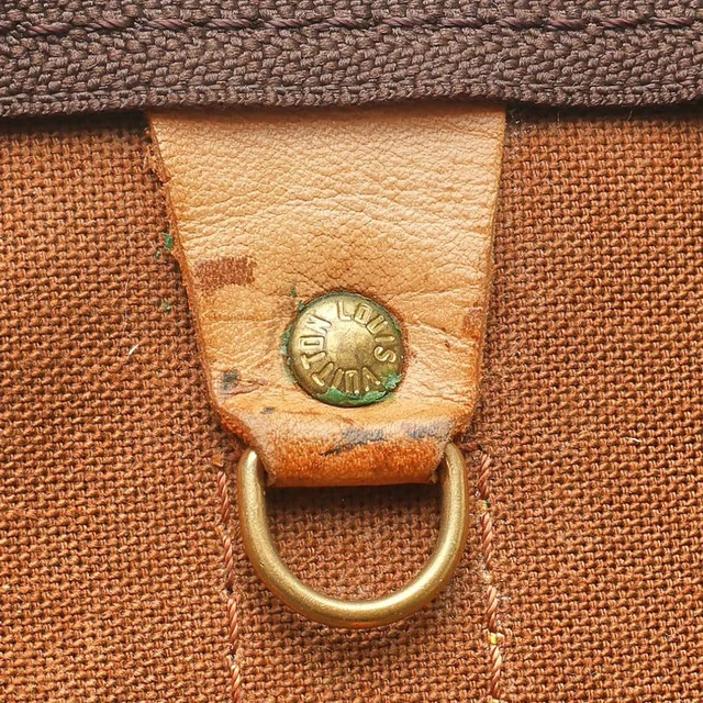 Louis Vuitton Monogram Keepall Bandoulière 55 Weekend Bag in Coated canvas from A Retro Tale, photo 8 of 11