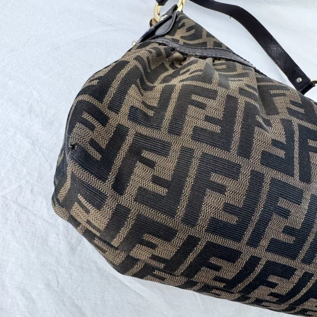 Fendi Tobacco Zucca Medium Chef Shoulder Bag in Calfskin leather, Metal, zucca canvas from Reowned, photo 5 of 13