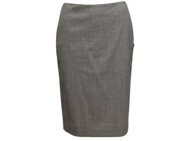 Grey Alexander McQueen Glen Plaid Wool Pencil Skirt Size IT 42 in Grey Wool from Designer Revival