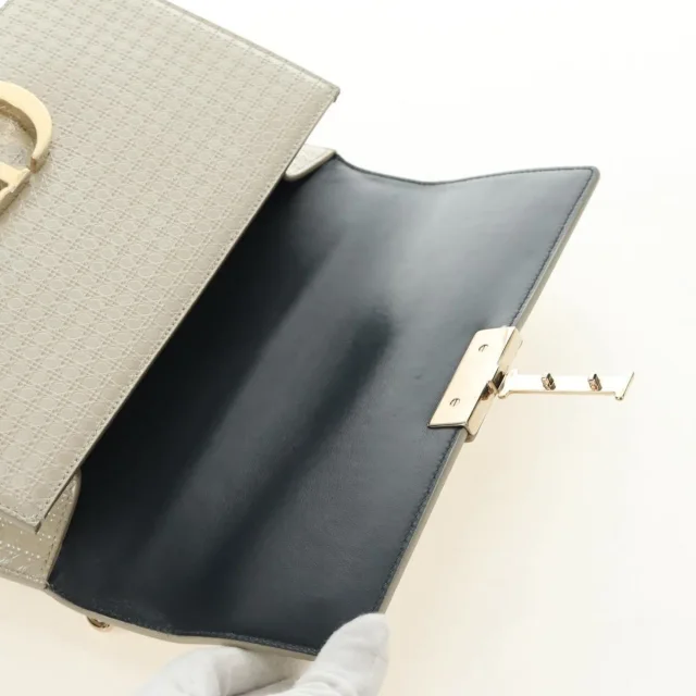 Dior 30 Montaigne Chain Flap Micro Cannage Metallic Calfskin in Calfskin from Her-Age, photo 45 of 48