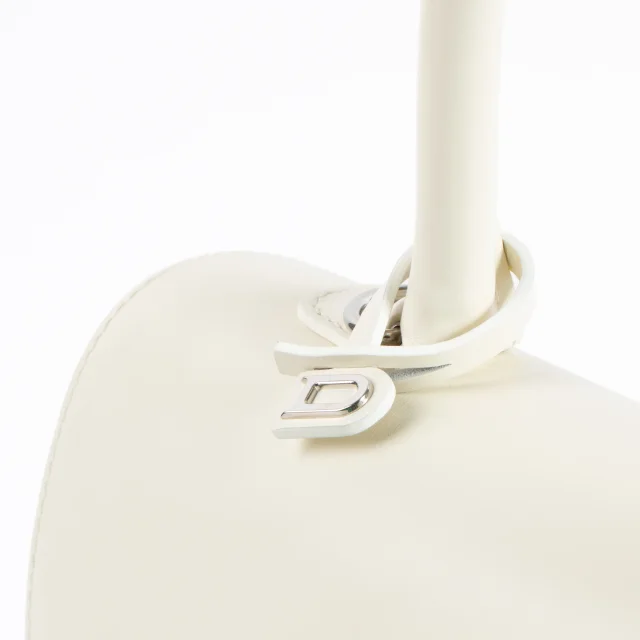 Delvaux Ivory Box Calf Brillant MM Magic Bag in White Box leather from Labellov, photo 7 of 11