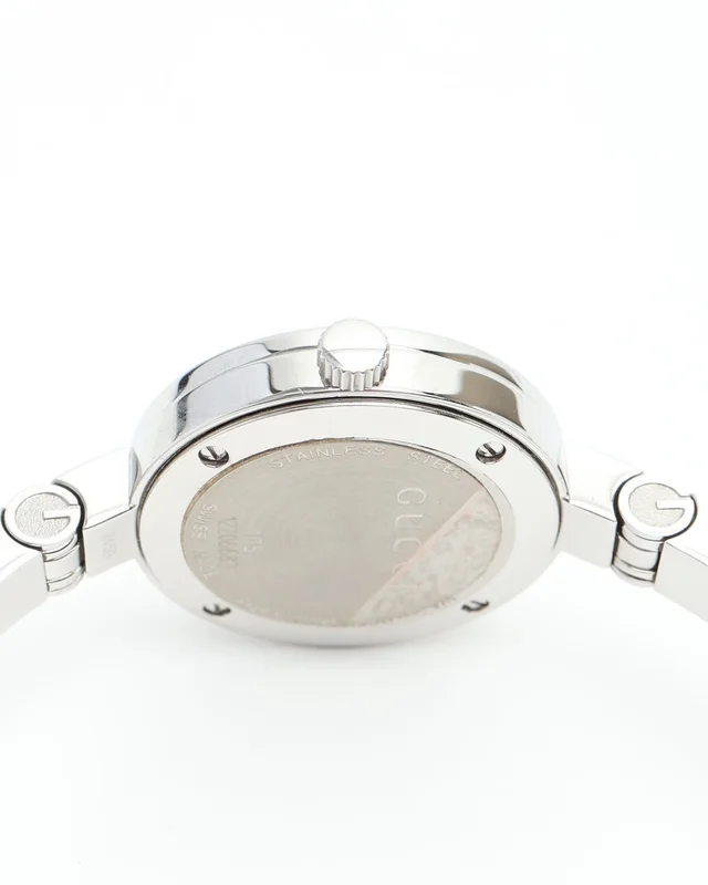 Gucci 105 Series 26mm Bangle Watch from A Retro Tale, photo 5 of 8