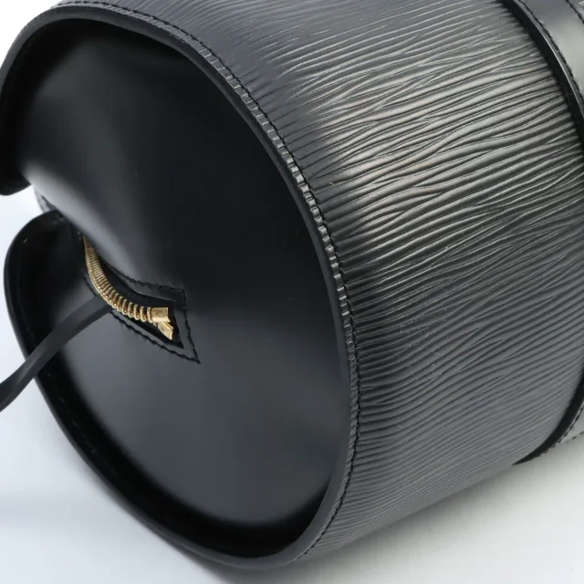 Louis Vuitton 2001 Epi Sphero Noir in Black Leather from VINTAGE QOO TOKYO, photo 8 of 20